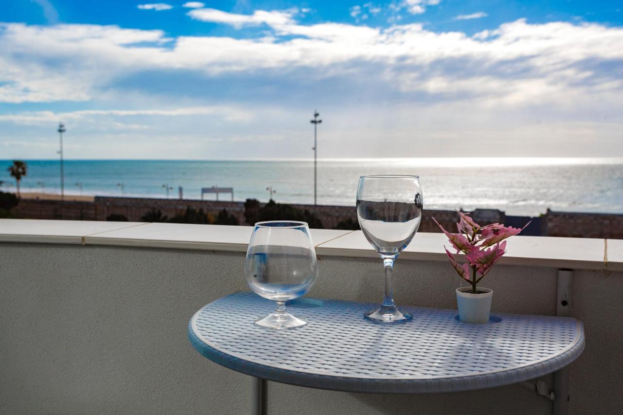 Poseidon Beach Apartment & Parking By Cadiz4Rentals Екстер'єр фото